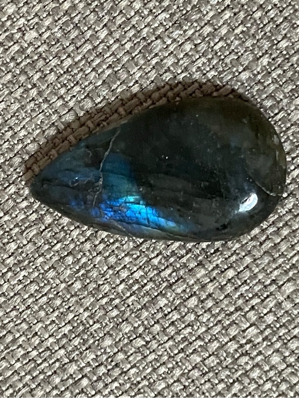 labradorite cabachon